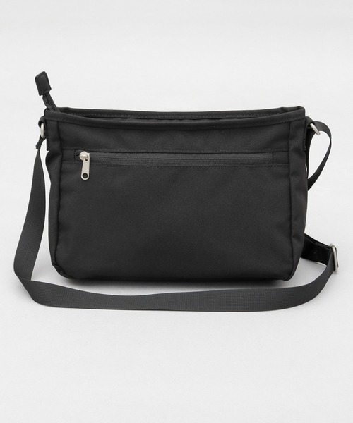 anello（アネロ）の「CABIN キャビン 撥水加工 10ポケット 多収納 ショルダーバッグ A5対応（ショルダーバッグ・レディース・グレイッシュベージュ/ブラック/スミクロ・FREE）」の19枚目の写真