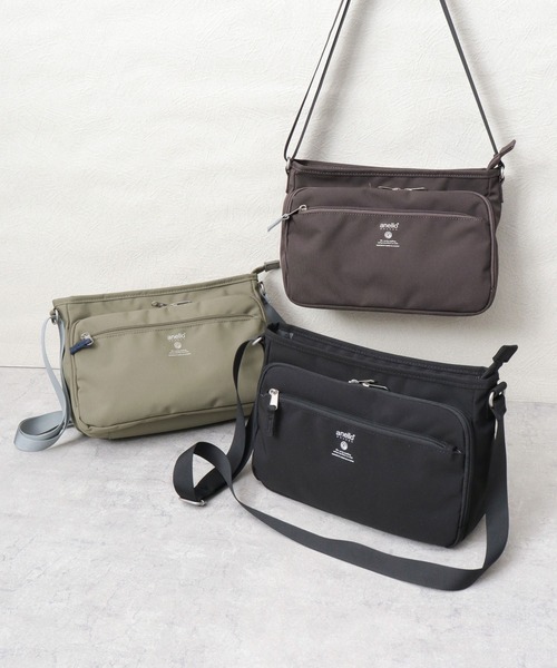 anello（アネロ）の「CABIN キャビン 撥水加工 10ポケット 多収納 ショルダーバッグ A5対応（ショルダーバッグ・レディース・グレイッシュベージュ/ブラック/スミクロ・FREE）」の7枚目の写真