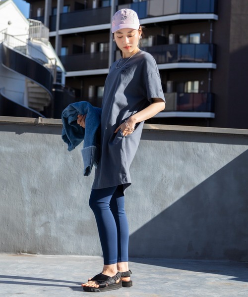 NEW BALANCE(ニューバランス)の「Iconic Collegiate ショートスリーブドレス(その他トップス・レディース・ピンク/グレー・X-LARGE/LARGE/MEDIUM/SMALL)」の16枚目の写真