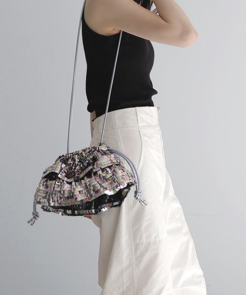 LIAN(リアン)の「【Casselini】フリルスパンコールショルダーバッグ(ショルダーバッグ・レディース・その他/ブラック・FREE)」の12枚目の写真