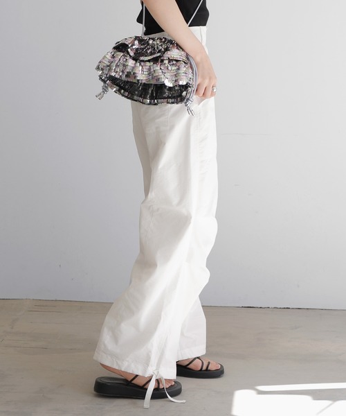 LIAN(リアン)の「【Casselini】フリルスパンコールショルダーバッグ(ショルダーバッグ・レディース・その他/ブラック・FREE)」の14枚目の写真