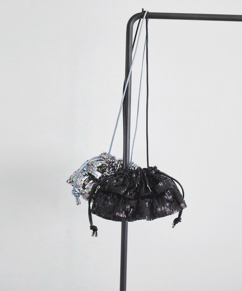 LIAN(リアン)の「【Casselini】フリルスパンコールショルダーバッグ(ショルダーバッグ・レディース・その他/ブラック・FREE)」の21枚目の写真