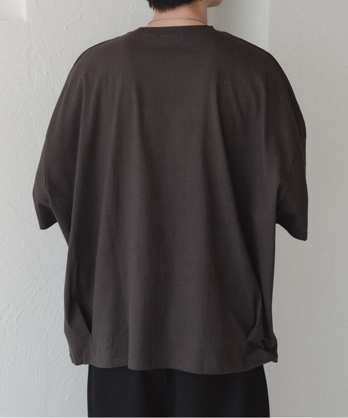 epnok(エプノック)の「タックオーバーTee(Tシャツ/カットソー・メンズ・オフホワイト/ブラック系2/チャコールグレー/ブラック/ネイビー・SMALL/MEDIUM/LARGE)」の13枚目の写真