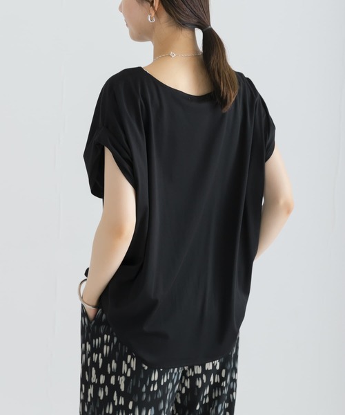 URBAN RESEARCH(アーバンリサーチ)の「フレンチスリーブとろみカットソー(Tシャツ/カットソー・レディース・ブルー系その他/ブラック/オフホワイト・FREE)」の17枚目の写真