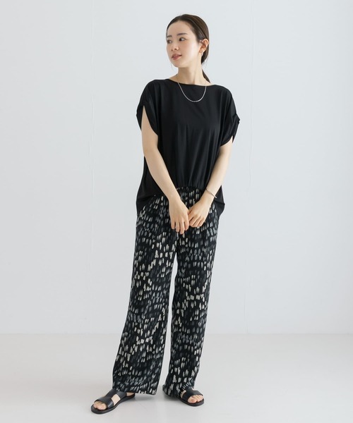 URBAN RESEARCH(アーバンリサーチ)の「フレンチスリーブとろみカットソー(Tシャツ/カットソー・レディース・ブルー系その他/ブラック/オフホワイト・FREE)」の22枚目の写真