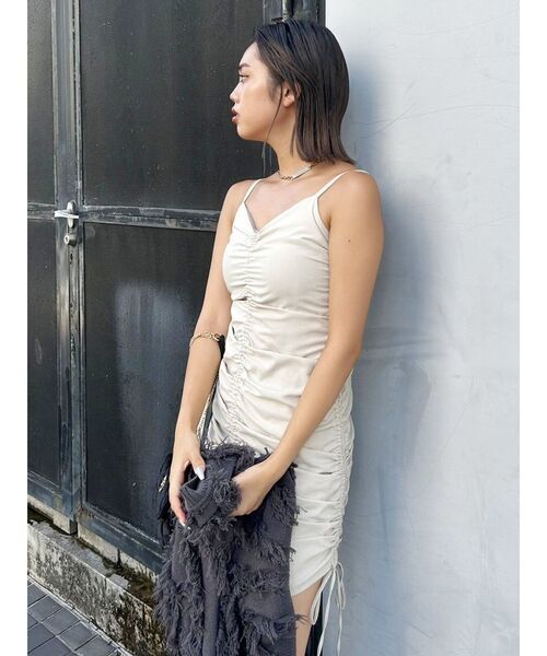 EVRIS（エヴリス）の「ドロストミニワンピース（ワンピース・レディース・アイボリー/ブラック・SMALL/MEDIUM）」の17枚目の写真