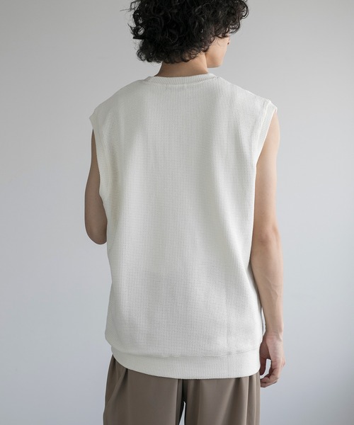 aimoha(アイモハ)の「aimoha men HEAVY COTTON KNIT VEST (SS)(ベスト・メンズ・オフホワイト/ダークグレー/ワインレッド/ブラック・X-LARGE/XX-LARGE/LARGE/XXX-LARGE)」の9枚目の写真