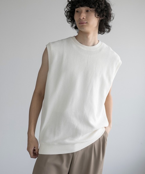 aimoha(アイモハ)の「aimoha men HEAVY COTTON KNIT VEST (SS)(ベスト・メンズ・オフホワイト/ダークグレー/ワインレッド/ブラック・X-LARGE/XX-LARGE/LARGE/XXX-LARGE)」の17枚目の写真