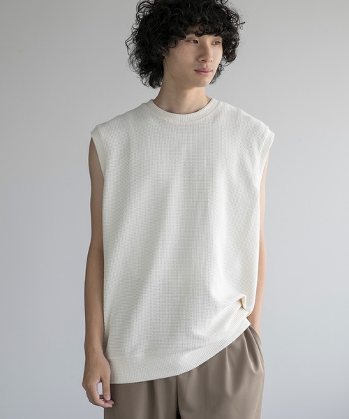 aimoha(アイモハ)の「aimoha men HEAVY COTTON KNIT VEST (SS)(ベスト・メンズ・オフホワイト/ダークグレー/ワインレッド/ブラック・X-LARGE/XX-LARGE/LARGE/XXX-LARGE)」の20枚目の写真