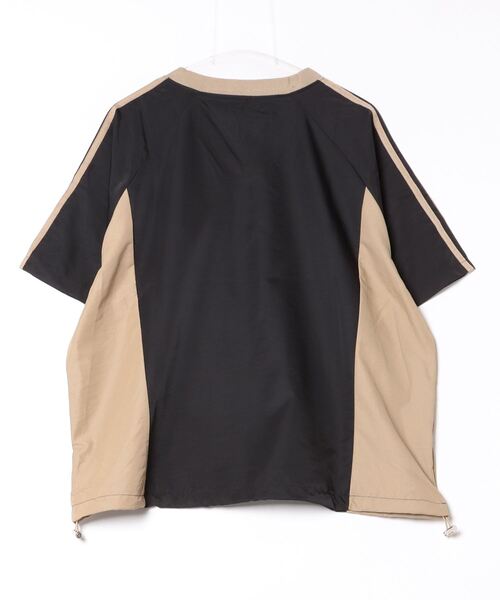LYEON(リヨン)の「ユニフォームデザイントップス/ナイロンプルオーバー(Tシャツ/カットソー・レディース・ブラック/オフホワイト/ネイビー・FREE)」の10枚目の写真