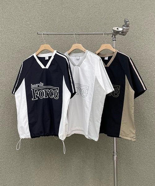 LYEON(リヨン)の「ユニフォームデザイントップス/ナイロンプルオーバー(Tシャツ/カットソー・レディース・ブラック/オフホワイト/ネイビー・FREE)」の7枚目の写真