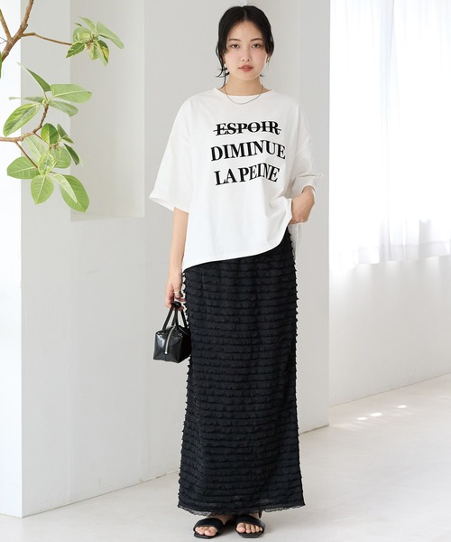 LAVEANGE(ラビアンジェ)の「フロッキーロゴプリントTシャツ(Tシャツ/カットソー・レディース・ホワイト/オフホワイト/チャコールグレー・M/LL/3L/4L/5L)」の15枚目の写真