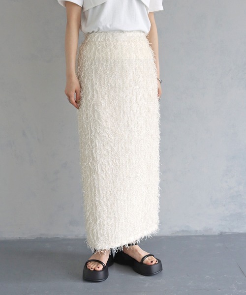 cheriella(シェリエラ)の「【cheriella】WEB限定ラメフリンジタイトスカート(スカート・レディース・ブラック/オフホワイト/ブルー・M)」の4枚目の写真