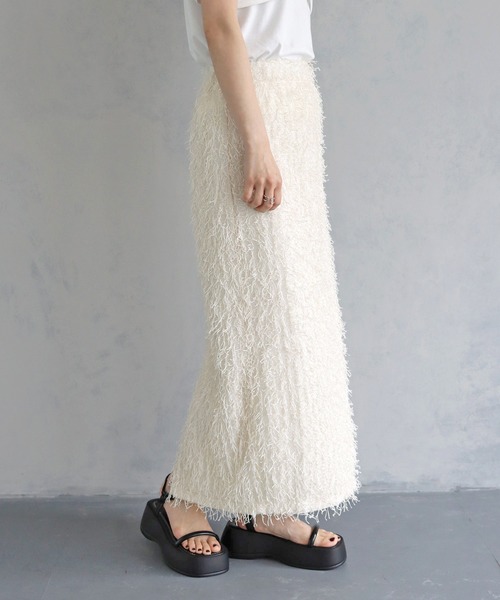 cheriella(シェリエラ)の「【cheriella】WEB限定ラメフリンジタイトスカート(スカート・レディース・ブラック/オフホワイト/ブルー・M)」の20枚目の写真