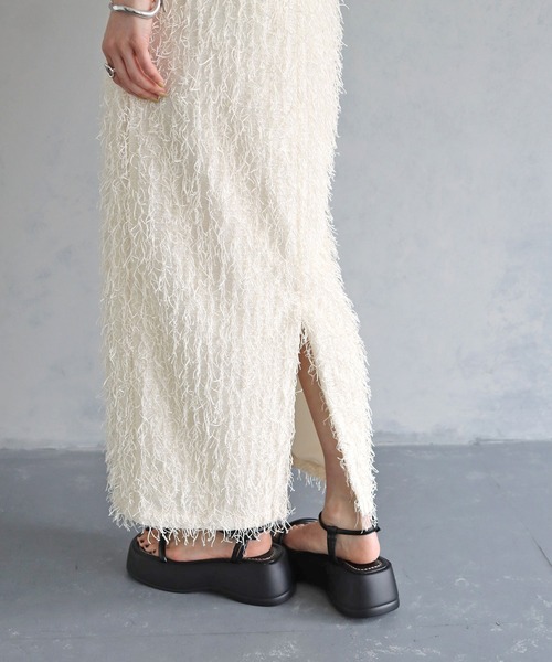 cheriella(シェリエラ)の「【cheriella】WEB限定ラメフリンジタイトスカート(スカート・レディース・ブラック/オフホワイト/ブルー・M)」の19枚目の写真