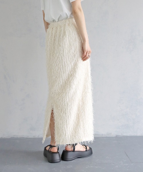 cheriella(シェリエラ)の「【cheriella】WEB限定ラメフリンジタイトスカート(スカート・レディース・ブラック/オフホワイト/ブルー・M)」の17枚目の写真