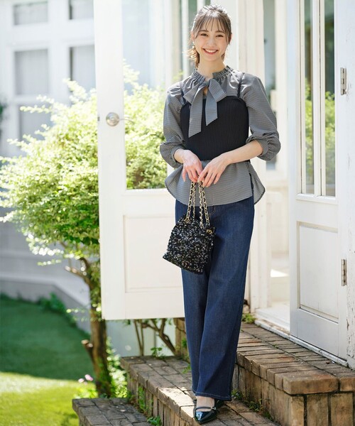 ANY SIS（エニィスィス）の「【洗える】セミワイド デニムパンツ（デニムパンツ・レディース・ダルブルー系/グレー系・1/2/3）」の6枚目の写真