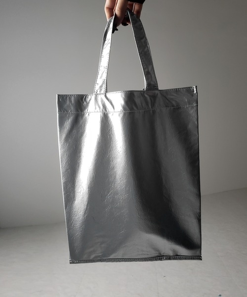 me+em select(ミームセレクト)の「※※【 2color 】ソフトレザースクエアショルダートートバッグ / soft leather square shoulder tote bag(ショルダーバッグ・レディース・ブラック/シルバー・FREE)」の11枚目の写真