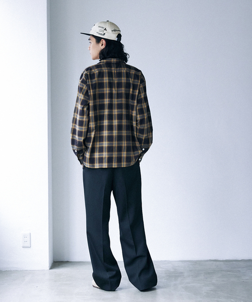 JOURNAL STANDARD J.S HOMESTEAD（ジャーナルスタンダードホームステッド）の「J.S.Homestead / Stead OMBRE OPEN SHIRT（シャツ/ブラウス・メンズ・ホワイト/ブラック/ブラック系その他・MEDIUM/LARGE）」の4枚目の写真