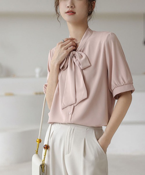 MAISON DE THERESE（メゾン ド テレーズ）の「リボン付きシフォン半袖シャツ（シャツ/ブラウス・レディース・グレイッシュブルー/ホワイト/ピンク・S/M/L）」の4枚目の写真