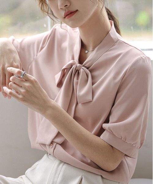 MAISON DE THERESE（メゾン ド テレーズ）の「リボン付きシフォン半袖シャツ（シャツ/ブラウス・レディース・グレイッシュブルー/ホワイト/ピンク・S/M/L）」の6枚目の写真