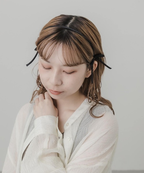 SMELLY（スメリー）の「サイドリボンカチューシャ（カチューシャ・レディース・ブラック・-）」の4枚目の写真