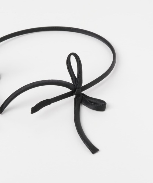 SMELLY（スメリー）の「サイドリボンカチューシャ（カチューシャ・レディース・ブラック・-）」の2枚目の写真