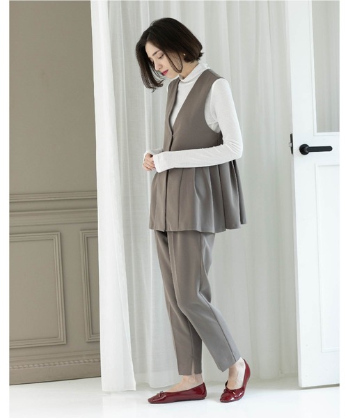 OPAQUE.CLIP（オペークドットクリップ）の「スリットテーパードパンツ／セットアップ対応【洗濯機洗い可】（その他パンツ・レディース・ブラウン系その他/ブラック・40/38/36/42）」の16枚目の写真