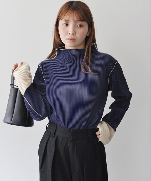 Meli rich（メリーリッチ）の「プリーツ配色プルオーバー（Tシャツ/カットソー・レディース・アイボリー/ブラック/ネイビー/ブラック系その他/ブルー系その他/ホワイト系その他・FREE）」の6枚目の写真