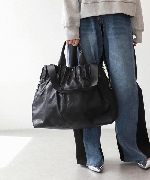 Three Four Time（ｽﾘｰﾌｫｰﾀｲﾑ）の「タックプリーツ星ナイロン3WAY BAG