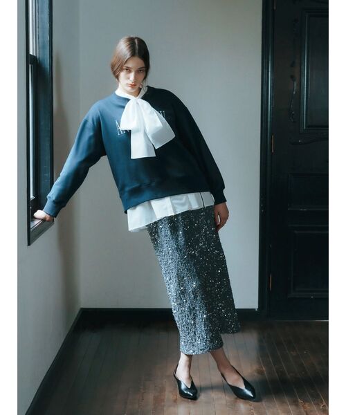 YECCA VECCA(イェッカヴェッカ)の「Vカットメタルヒールパンプス(パンプス・レディース・シルバー系その他/アイボリー/ブラック・22.5cm/23.5cm/24.5cm)」の17枚目の写真