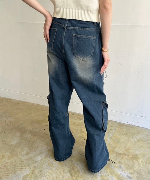 Jewelobe(ジュエローブ)の「ビッグハートシェイプカーゴデニムパンツ(デニムパンツ・レディース・ブルー・L/M)」の7枚目の写真