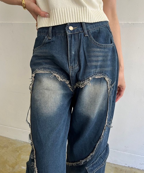 Jewelobe(ジュエローブ)の「ビッグハートシェイプカーゴデニムパンツ(デニムパンツ・レディース・ブルー・L/M)」の6枚目の写真