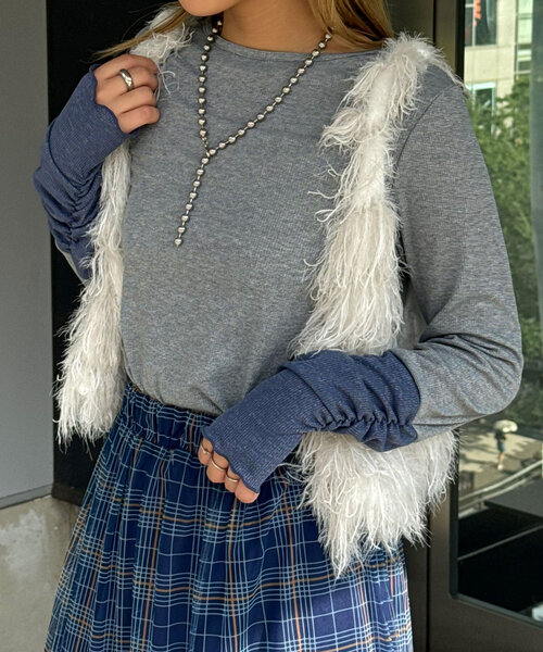 CIAOPANIC(チャオパニック)の「袖シャーリングラメリブ配色トップス(Tシャツ/カットソー・レディース・ブルー/グレー/ブラック/ホワイト・FREE)」の19枚目の写真