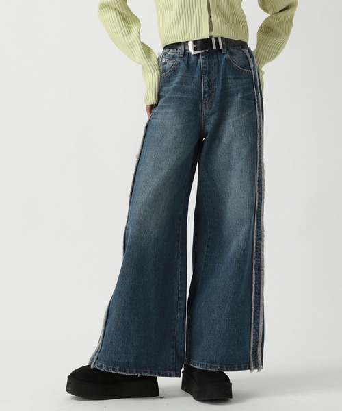 PAGEBOY（ページボーイ）の「フリンジラインデニムパンツ（デニムパンツ・レディース・ブラック/ブルー・SMALL/MEDIUM）」の15枚目の写真