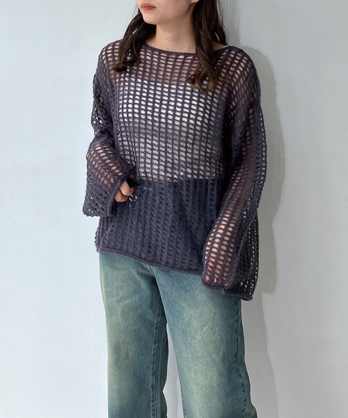 AS KNOW AS plus（アズノゥアズプラス）の「◇メッシュゆるビッグサイズニットプルオーバー（ニット/セーター・レディース・スミクロ/ブルー/オフホワイト/レッド・FREE）」の6枚目の写真