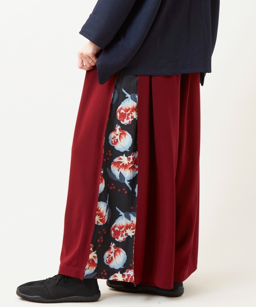 カヤ（カヤ）の「【カヤ】四季 冬装い八掛ワイドパンツ（その他パンツ・レディース・ネイビー/グリーン/レッド/ブラック/バーガンディー・FREE）」の5枚目の写真