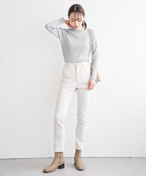 ikka(イッカ)の「ボンディングスキニーパンツ(その他パンツ・レディース・ブラック/オフホワイト/チャコールグレー/グリーン/オレンジ/ブルー系その他/ベージュ/カーキ/ワイン・S/M/L)」の12枚目の写真