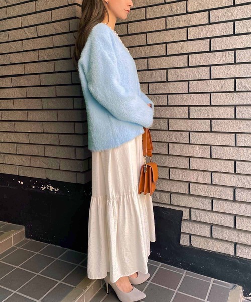 NANEA(ナネア)の「パール付きVネックニットプルオーバー(ニット/セーター・レディース・ブルー/ピンク/ブラック/ホワイト・フリー)」の13枚目の写真