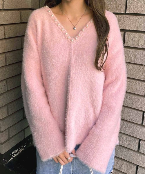 NANEA(ナネア)の「パール付きVネックニットプルオーバー(ニット/セーター・レディース・ブルー/ピンク/ブラック/ホワイト・フリー)」の17枚目の写真