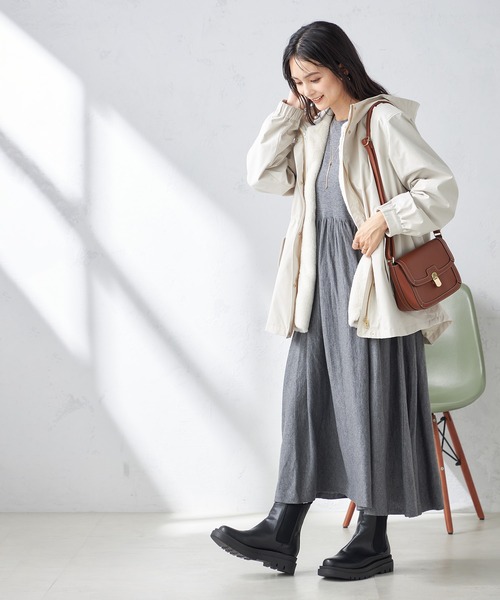 a.v.v(アーヴェヴェ)の「ギャザーニットワンピース(ワンピース・レディース・ブラック/グレー・38/36/40)」の10枚目の写真