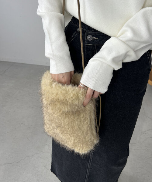 CAPRICIEUX LE'MAGE（カプリシューレマージュ）の「エコファー巾着バッグ（ショルダーバッグ・レディース・アイボリー/モカ/イエロー・FREE）」の8枚目の写真