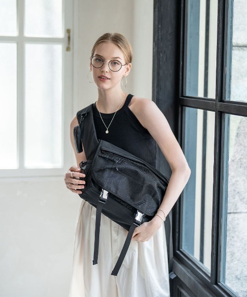 HAYNI(ヘイニ)の「Lekha レカ(ボディバッグ/ウエストポーチ・レディース・ブラック・FREE)」の1枚目の写真