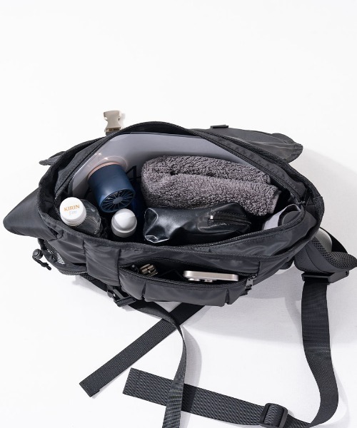 HAYNI(ヘイニ)の「Lekha レカ(ボディバッグ/ウエストポーチ・レディース・ブラック・FREE)」の21枚目の写真