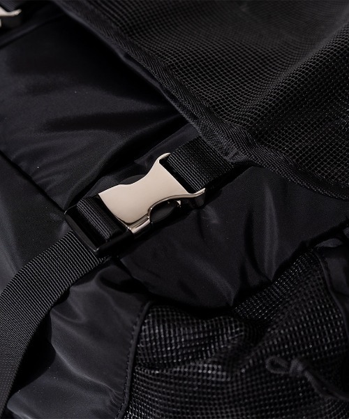 HAYNI(ヘイニ)の「Lekha レカ(ボディバッグ/ウエストポーチ・レディース・ブラック・FREE)」の13枚目の写真