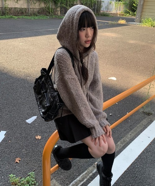 anyonemore（エニワンモア）の「ウール混フード付きルーズニット（パーカー・レディース・アイボリー/グレー・FREE）」の11枚目の写真