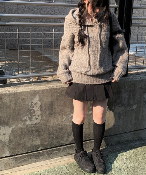 anyonemore（エニワンモア）の「ウール混フード付きルーズニット（パーカー・レディース・アイボリー/グレー・FREE）」の12枚目の写真