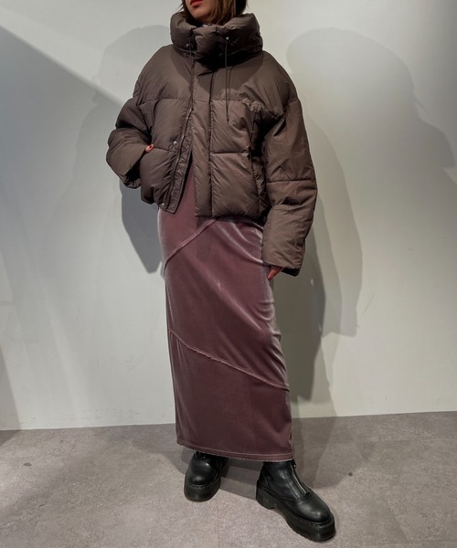 Solace（ソレイス）の「フード付き中綿パフブルゾン（ダウンジャケット/コート・レディース・ブラック/ブラウン・FREE）」の11枚目の写真