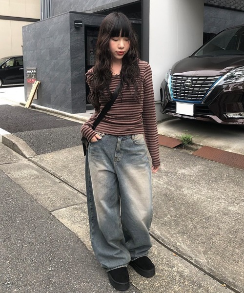 anyonemore（エニワンモア）の「ボーダー柄フード付きニットTシャツ（パーカー・レディース・ブラウン・FREE）」の12枚目の写真