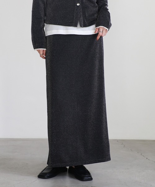 ★ヴェルサーチ★ タイトスカート　バックスリット　ブラック　黒　VERSACE ☆ヴェルサーチ☆ タイトスカート バックスリット ブラック 黒 VERSACE